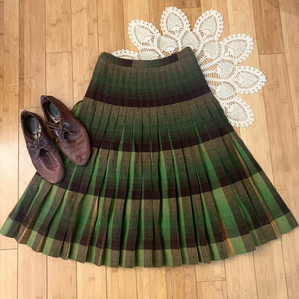🌿Reversible Plaid Pleated Wool Skirt🌿